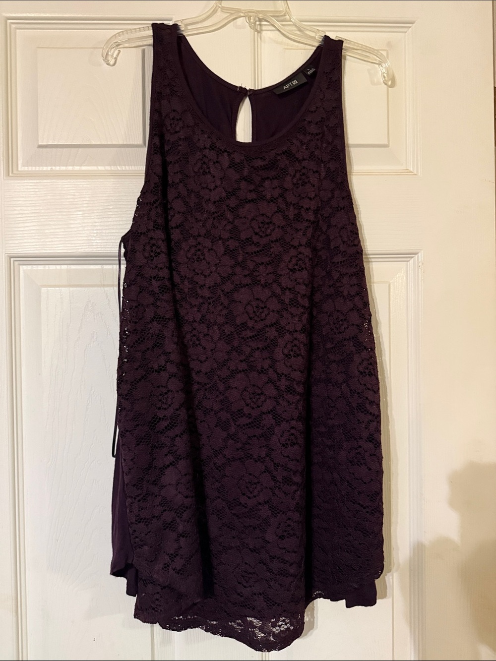 NWOT Apt. 9 Dark Plum Floral Lace Sleeveless Keyhole Tank Top